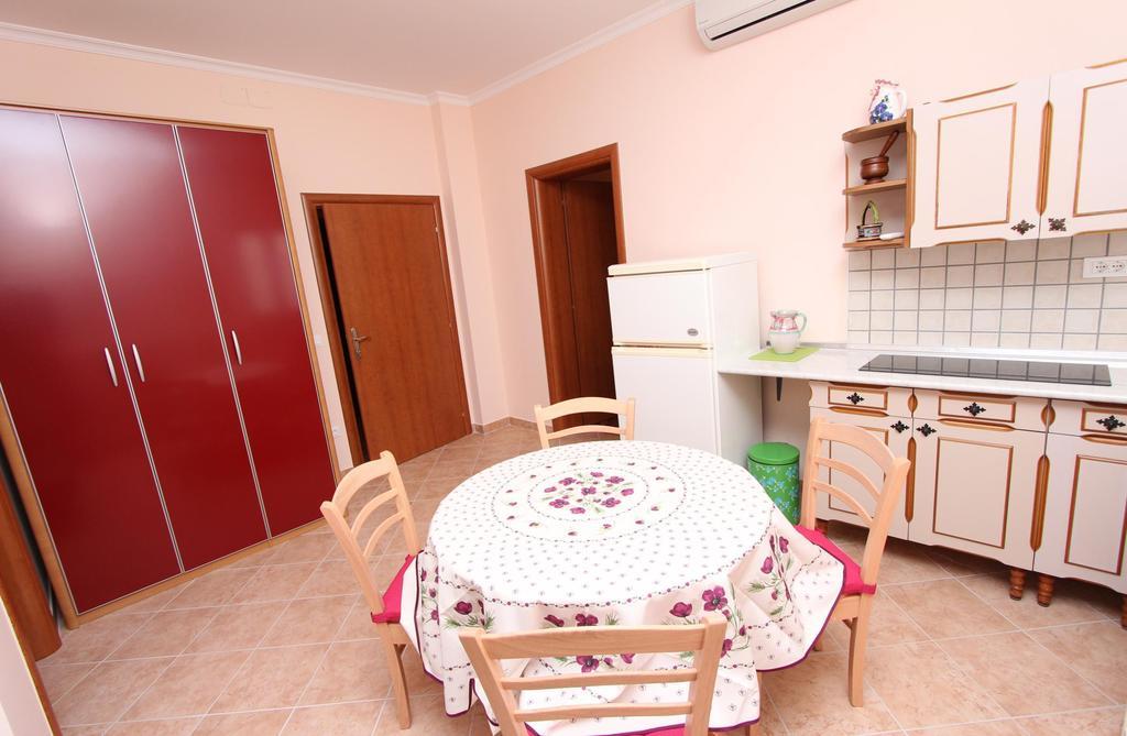 Apartments Casa Menis Rovinj Værelse billede